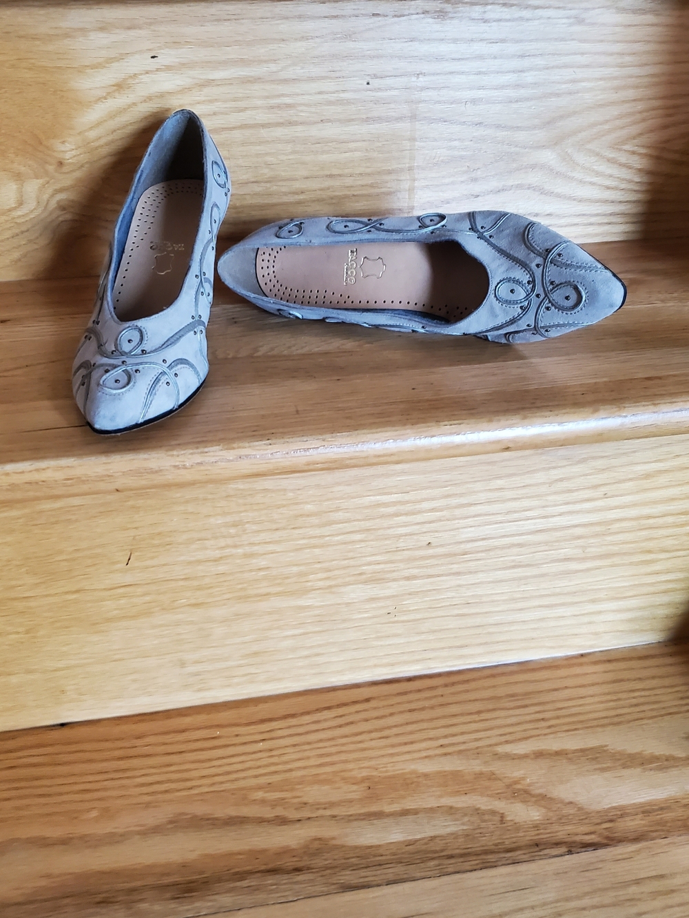 Stuart Weitzman Gray Suede Pointed Toe Flats with Swirl Canvas  Detail